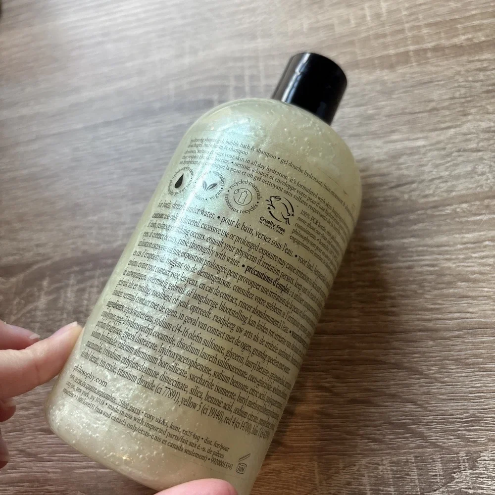 New Philosophy 3-in-1 Hydrating Shower Gel in White Pear 16oz/480mL